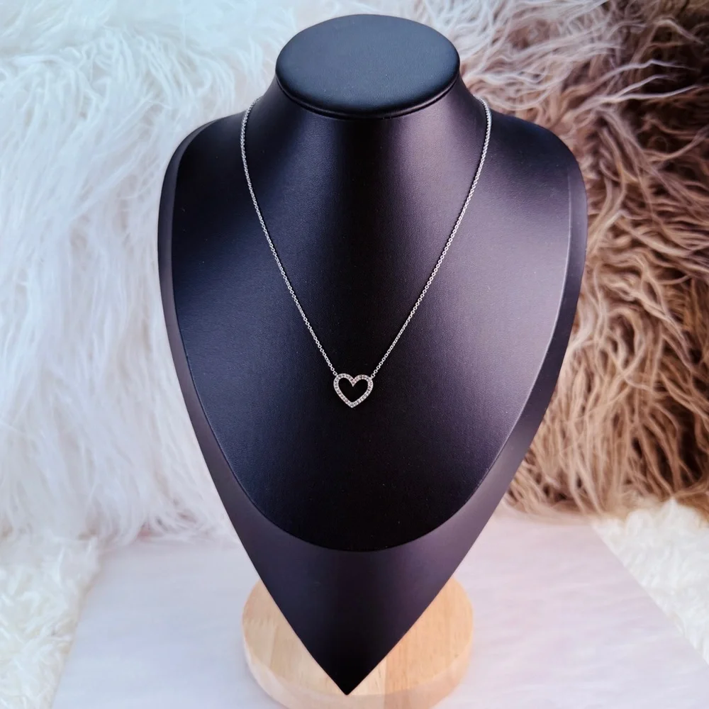 Elegant minimalist Silvertone Heart Bling Chain Necklace